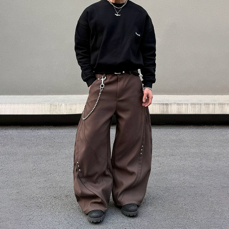 Streetwear outfit: layered relaxed fit
